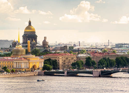 Saint Petersburg individual sightseeing tour by car for 5 hours